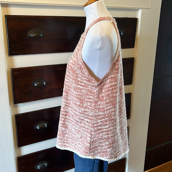 W5 Halter Top - Picture 4 of 7